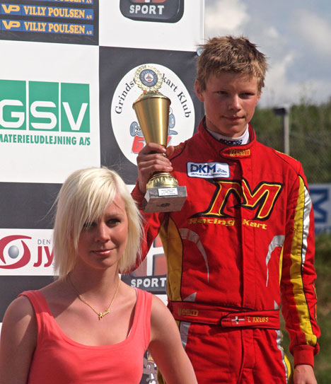 Thomas Krebs (t.h.) har hjemkørt flere pokaler i Dansk Super Kart 2009.